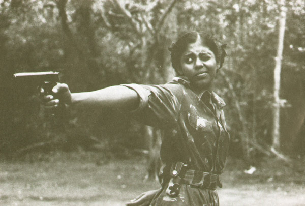 LTTE Women Guerrilla - Taking Aim